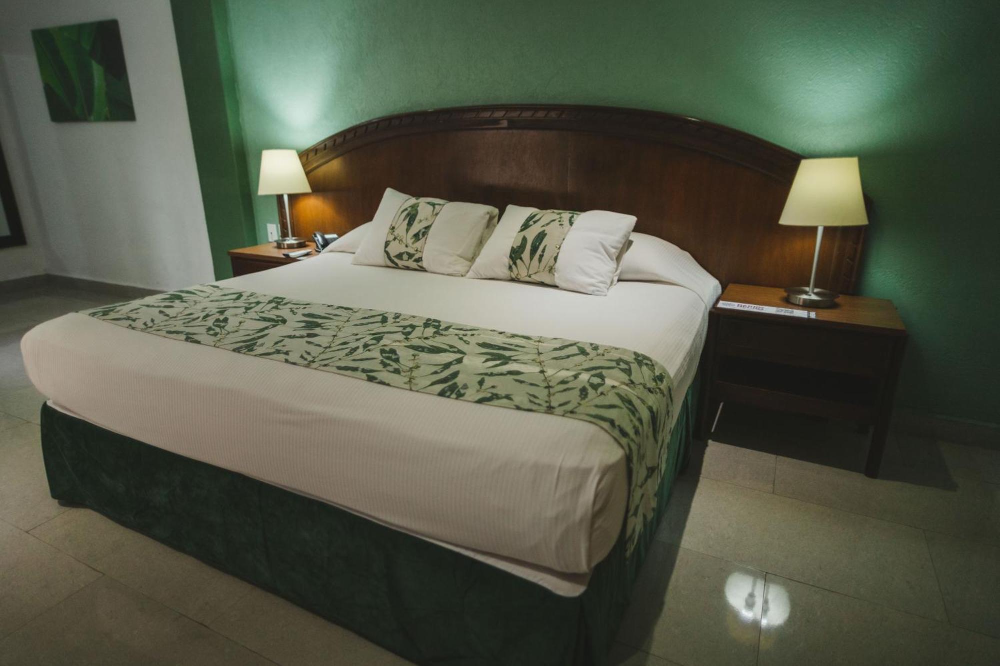 Villa Esmeralda Tuxtepec Екстериор снимка