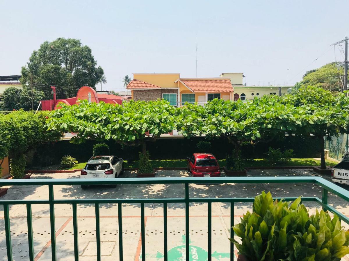 Villa Esmeralda Tuxtepec Екстериор снимка